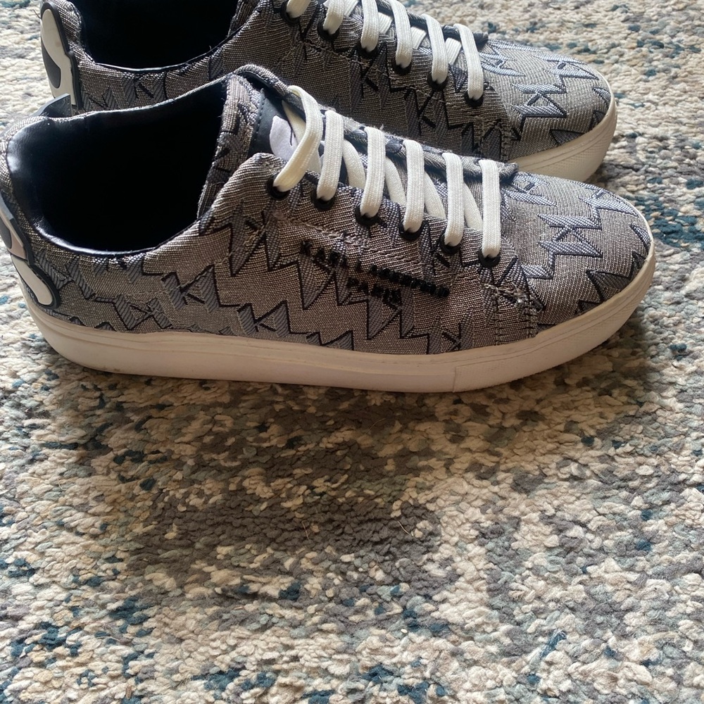 Gray Geometric Pattern Sneakers with White Sole-Karl Lagerfeld Paris